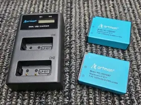 Ab00087 A Artman Dual Usb Charger With 2 Batteries