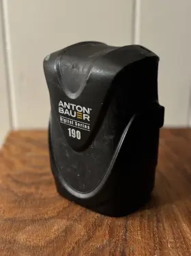 Vitec86750097 Anton/bauer Digital 190 V-mount Battery Read