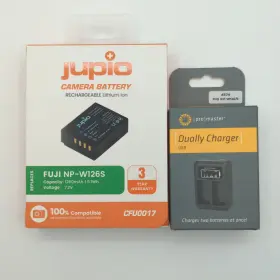 Cfu0017 Assorted Jupio Camera Battery And Pro Master Dually Charger 4574 Lot Of 2