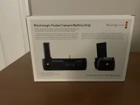 Blackmagic Design 338716006254 Mint Condition Pocket Camera Battery Grip #3