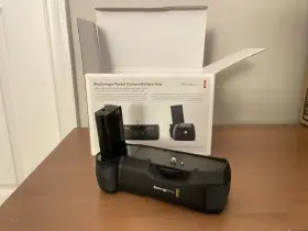 Blackmagic Design 338716006254 Mint Condition Pocket Camera Battery Grip