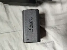 3058a002 Canon Bp-930 Lithium-ion Battery Pack 7.2v 3000mah And Charger