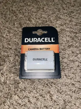 Dr9945 Duracell 843156100138 Li-on Battery For Canon Lp-e8. New