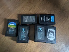 Jbgm-150s Juicebox For Parts Lot Of Batteries