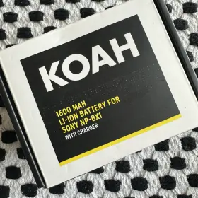 Ko-bx1-105 Koah Rechargeable Li-ion Battery Pack For Sony Np-bx1 With Focus Qc-105 Charger