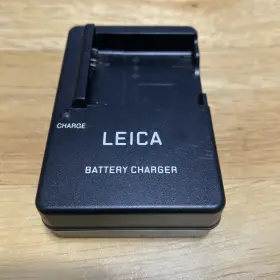 J1002141dc Leica Bp-dc10-u Battery Charger - Genuine