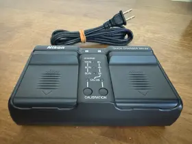 En-el4 Nikon 25375 Mh-22 Dual Quick Charger El4a Battery Mh22 D3 D3s D3x D2x D2xs D2h