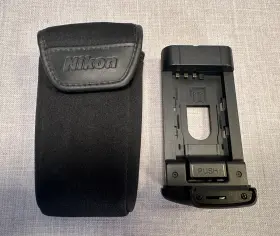 Ms-d10en Nikon Rechargeable Battery Holder With Case