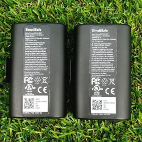 Simplisafe Fgd-10003-00 2 Battery Sscam-bat1 Oem Lot Of Batteries Only