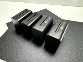 Np-f970 Sony 027242634213 2x Li-ion Battery Plus Powerextra Lot #3