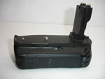 Zeikos Battery Grip For Canon Eos Multi-power Pack ZE-CBG7D. Fixed Price $23.90.