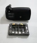 Nikon MB-D80 Multi-power Battery Pack Grip With MS-D200 Holder. Fixed Price $42.99.