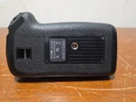Zeikos ZE-CBG60D Multi Power Battery Pack Grip Canon Vertical Eos. Fixed Price $30.00.